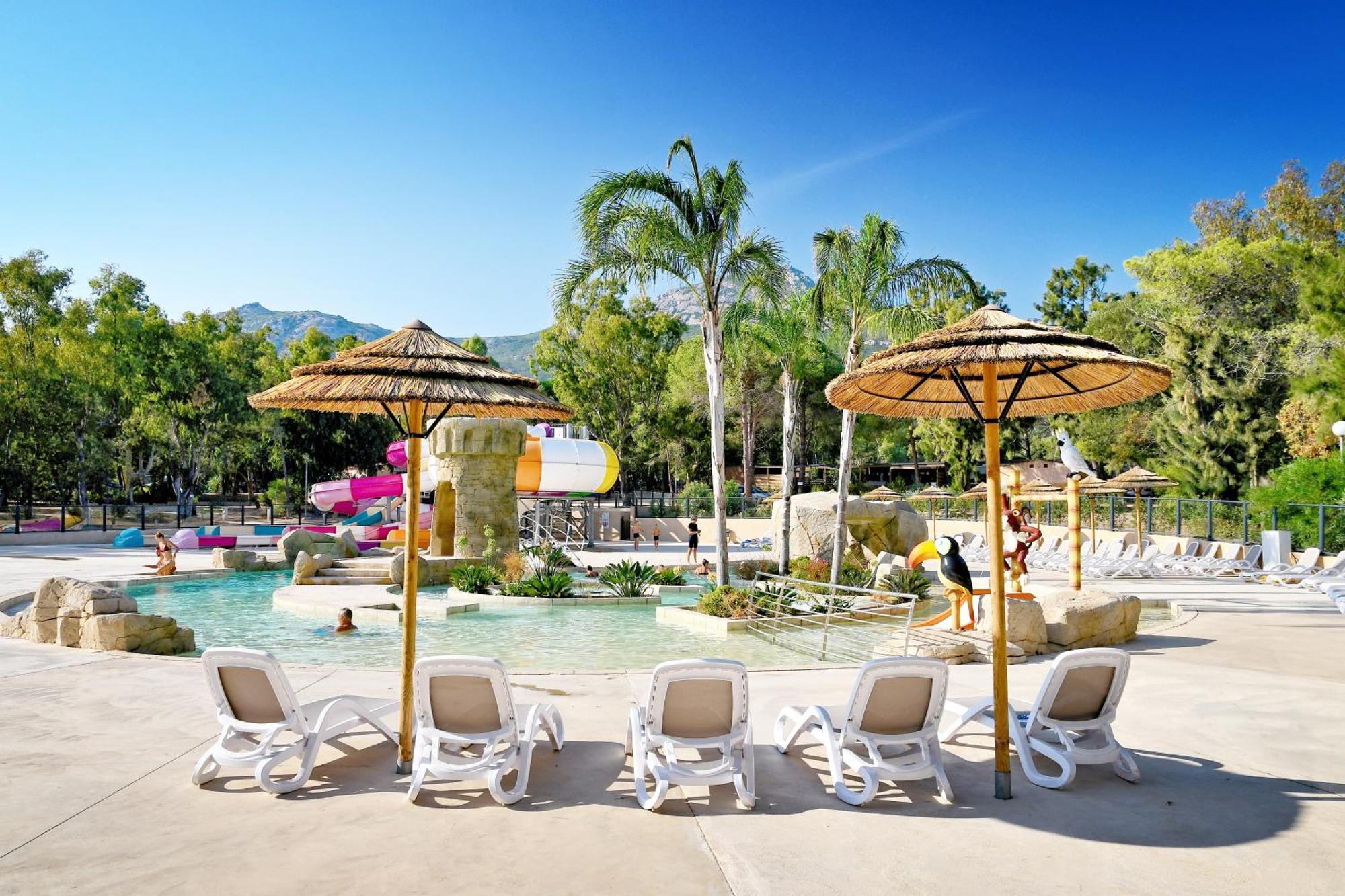 Camping Bella Vista Calvi  Eksteriør billede